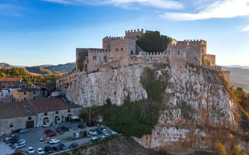 Castello di Oria al Tramonto